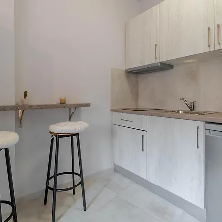 アパート Old Well